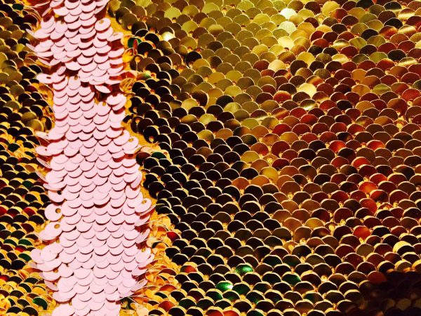 MERMAID Reversible 5mm Sequin Fabric Flip Two Tone Stretch Material - 130cm wide - Baby Pink& Gold sequins