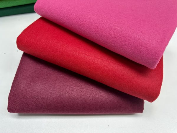 RED Felt Fabric Material Craft Plain Colours Polyester - 102cm wide - Image 2