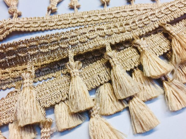 Fringe Tassel Trim Garland, Bobble Ribbon, Tape with Tassels for curtains fabric craft - 16 colours - any length - Image 9