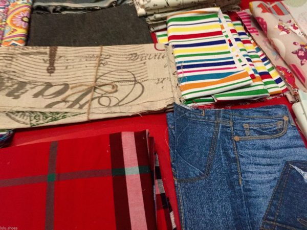 2kg Fabric Scrap Bundle, Textile Remnants, Material Bolt Ends, Cloth MIX (cath kidston, timeless treasures etc) - Image 5