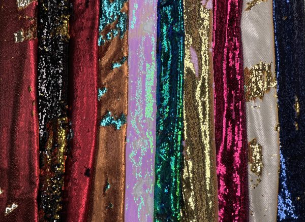 MERMAID Reversible 5mm Sequin Fabric Flip Two Tone Stretch Material - 130cm wide - Red & Gold sequins - Image 5