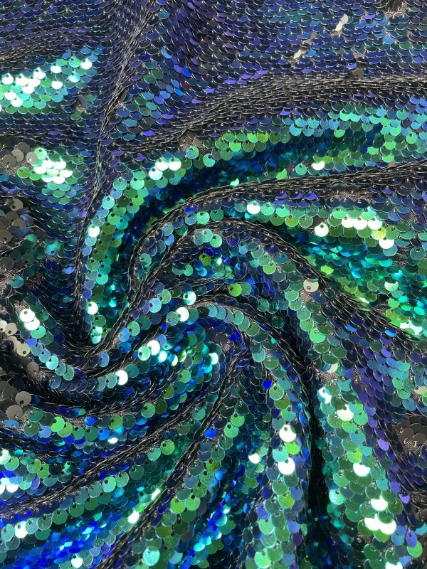 MERMAID Reversible 5mm Sequin Fabric Flip Two Tone Material - 130cm wide -  Iridescent Green & Black sequins - Image 5